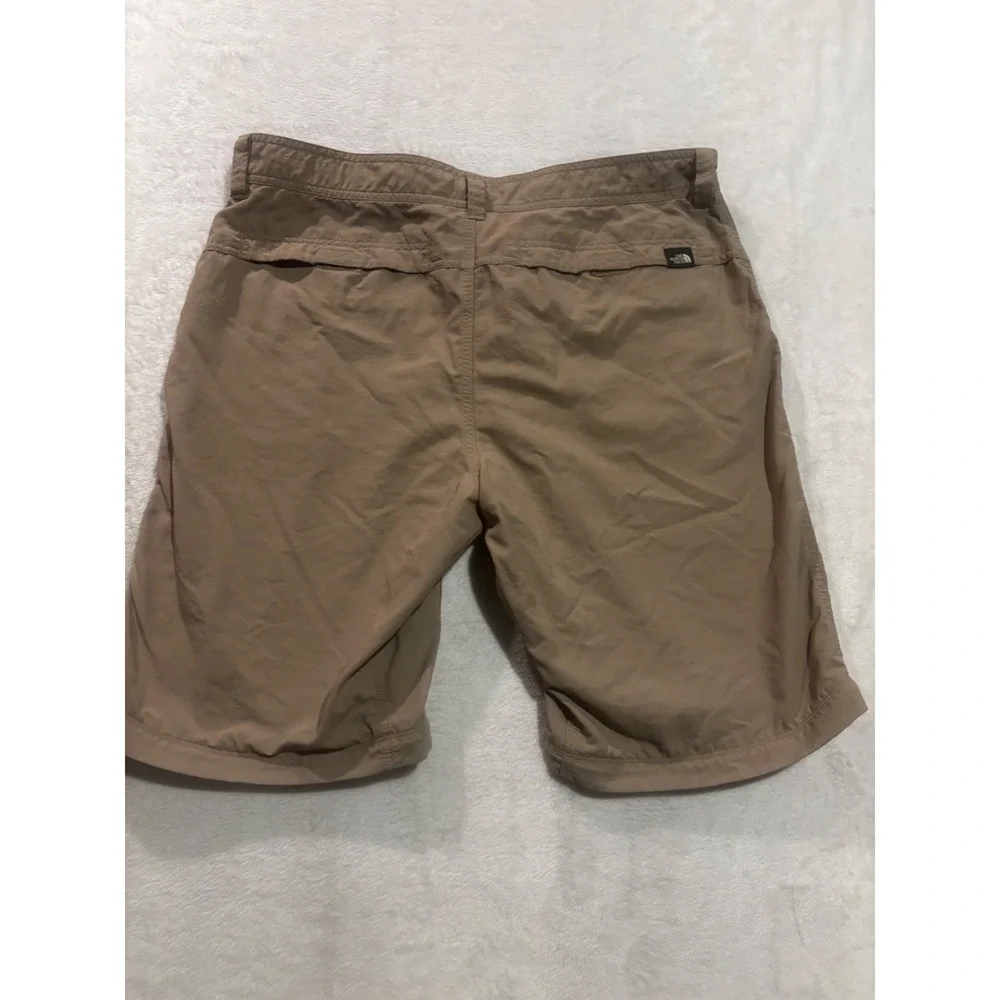 The North Face Shorts Cargo Mens 34 Khaki Zip Pockets Trail Trek‎ Hiking